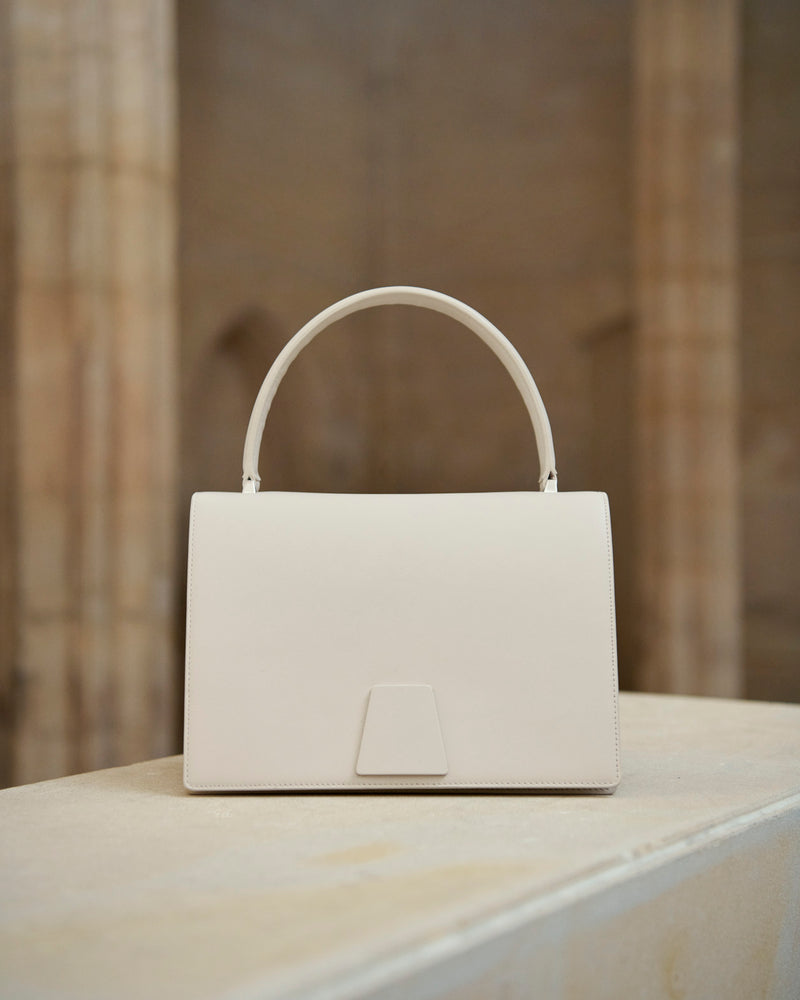 Ecru Weisse Akris Alice Tasche.