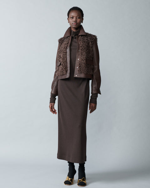 Schlauchkleid aus Wolljersey mit Rollkragen