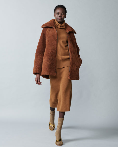 Kaschmir-Rollkragenpullover mit weitem Kragen