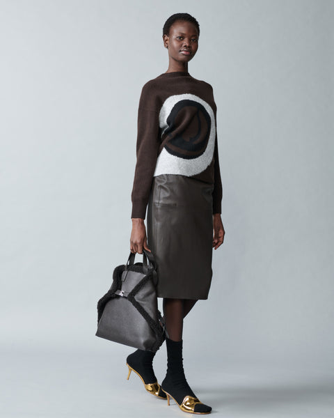 Leder-Bleistiftrock mit Schlitz hinten