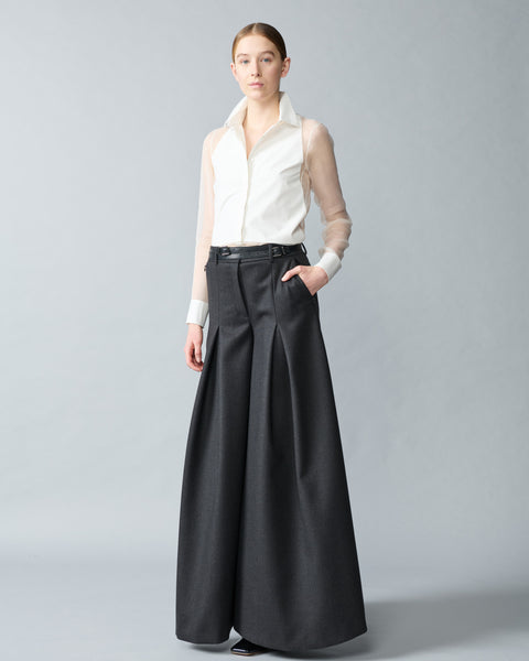 Seidenbluse mit transparenten Ärmeln
