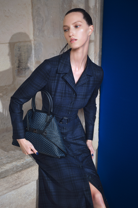 Ai Small Top Handle Tote