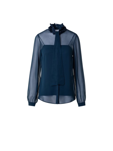 Transparente Bluse mit 3D-Lasercut-Flocken