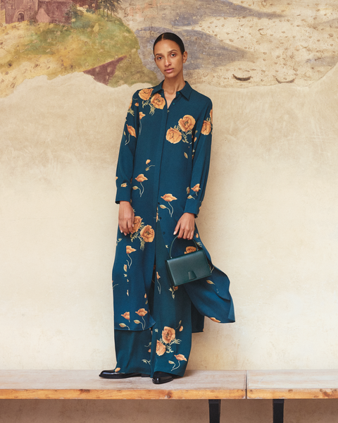 Langes Tunika-Seidenkleid mit Anemone Druck